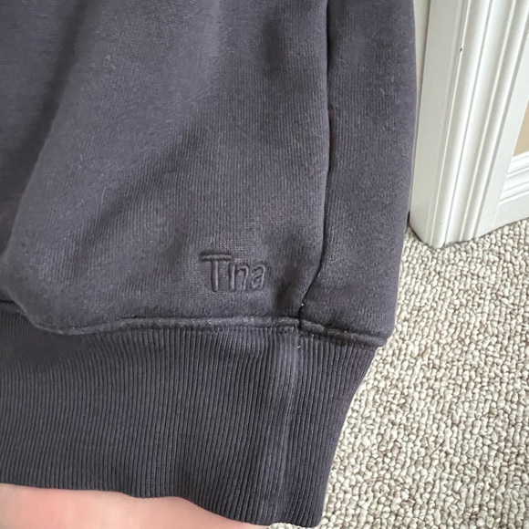 TNA Aritzia Cozy Fleece Sweater Vest - Picture 4 of 4